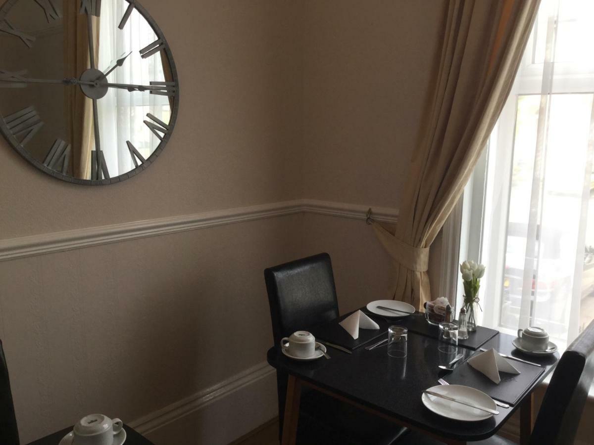 Clare House Hotel Дувър Екстериор снимка