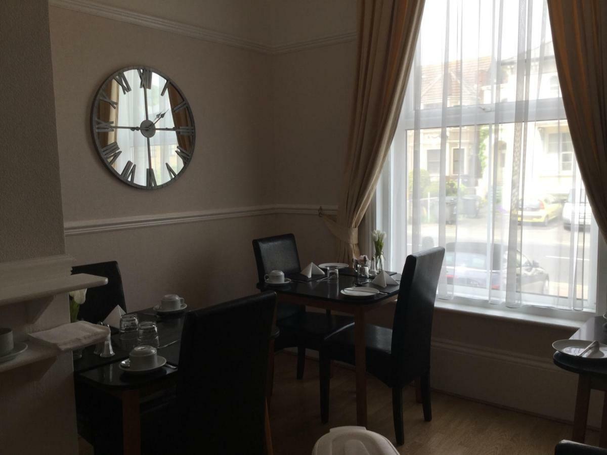 Clare House Hotel Дувър Екстериор снимка